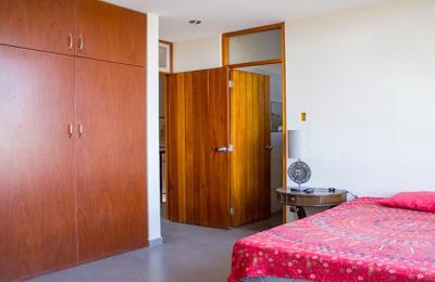 VENTA DE CASA DE 3 PISOS EN PIMENTEL